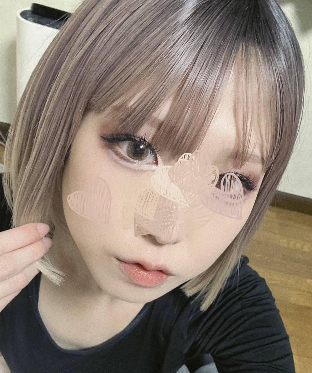 FC2-4500706 【顔出し&特別版レビュー特典有】バンスが返済できない超スレンダーの可愛い在籍嬢をイカセま