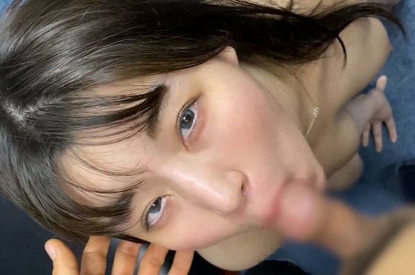 FC2PPV 4493895 【顔出し&レビュー特典有2本詰め】面接に来た20歳の女子〇生に本番講習&再講習の2本ハメ撮り中出し